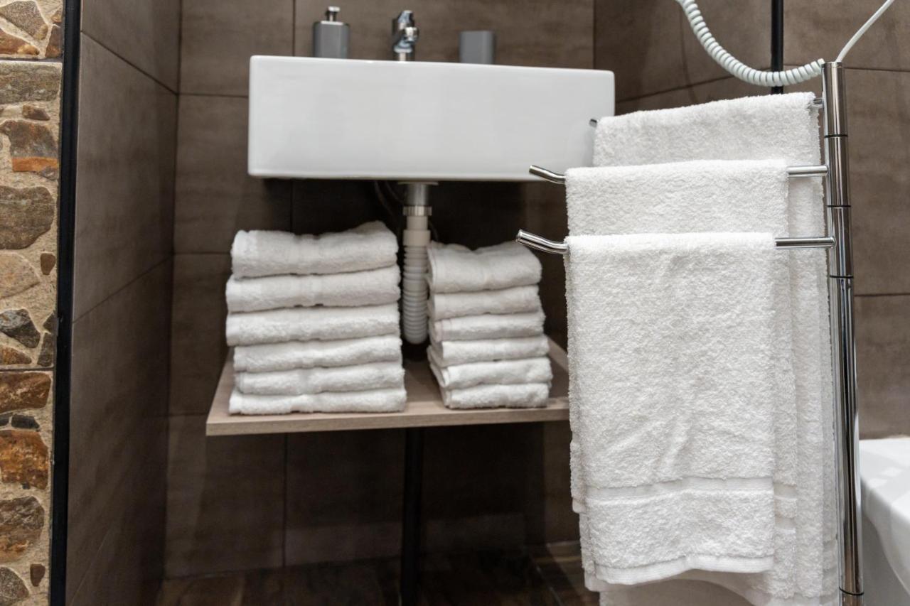 B&B Santa Lucy L.A.M. Napoli Dış mekan fotoğraf