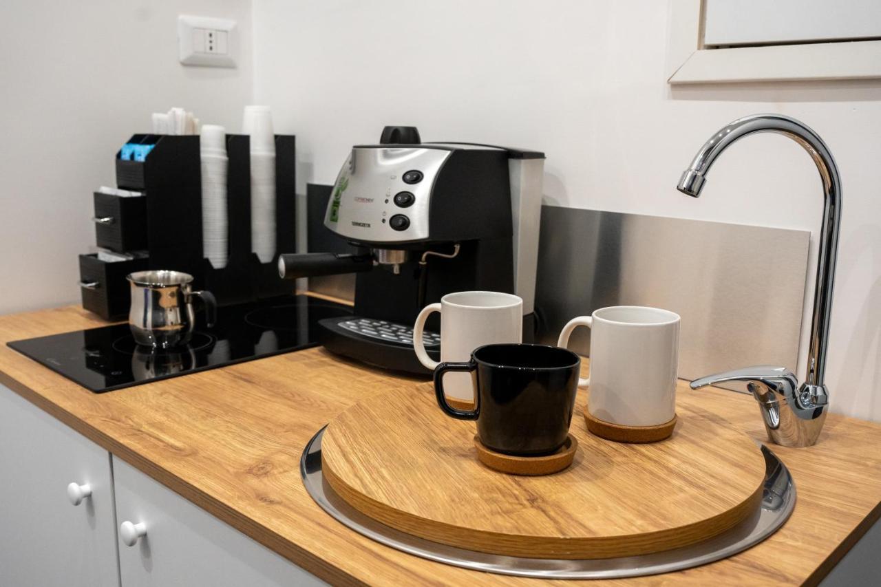 B&B Santa Lucy L.A.M. Napoli Dış mekan fotoğraf